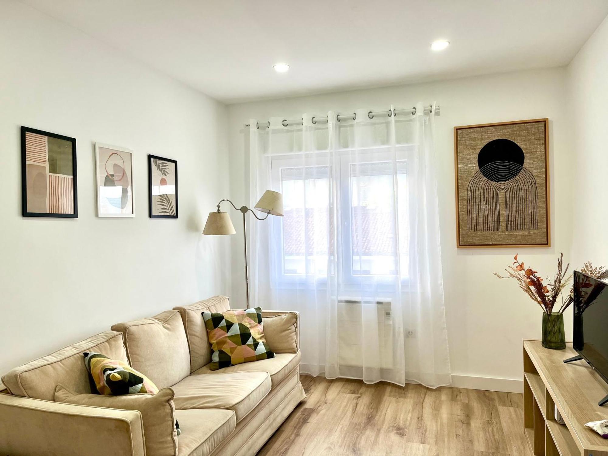 Recien Reformado, Centrico, Tranquilo Y Luminoso Apartment โอเบียโด ภายนอก รูปภาพ
