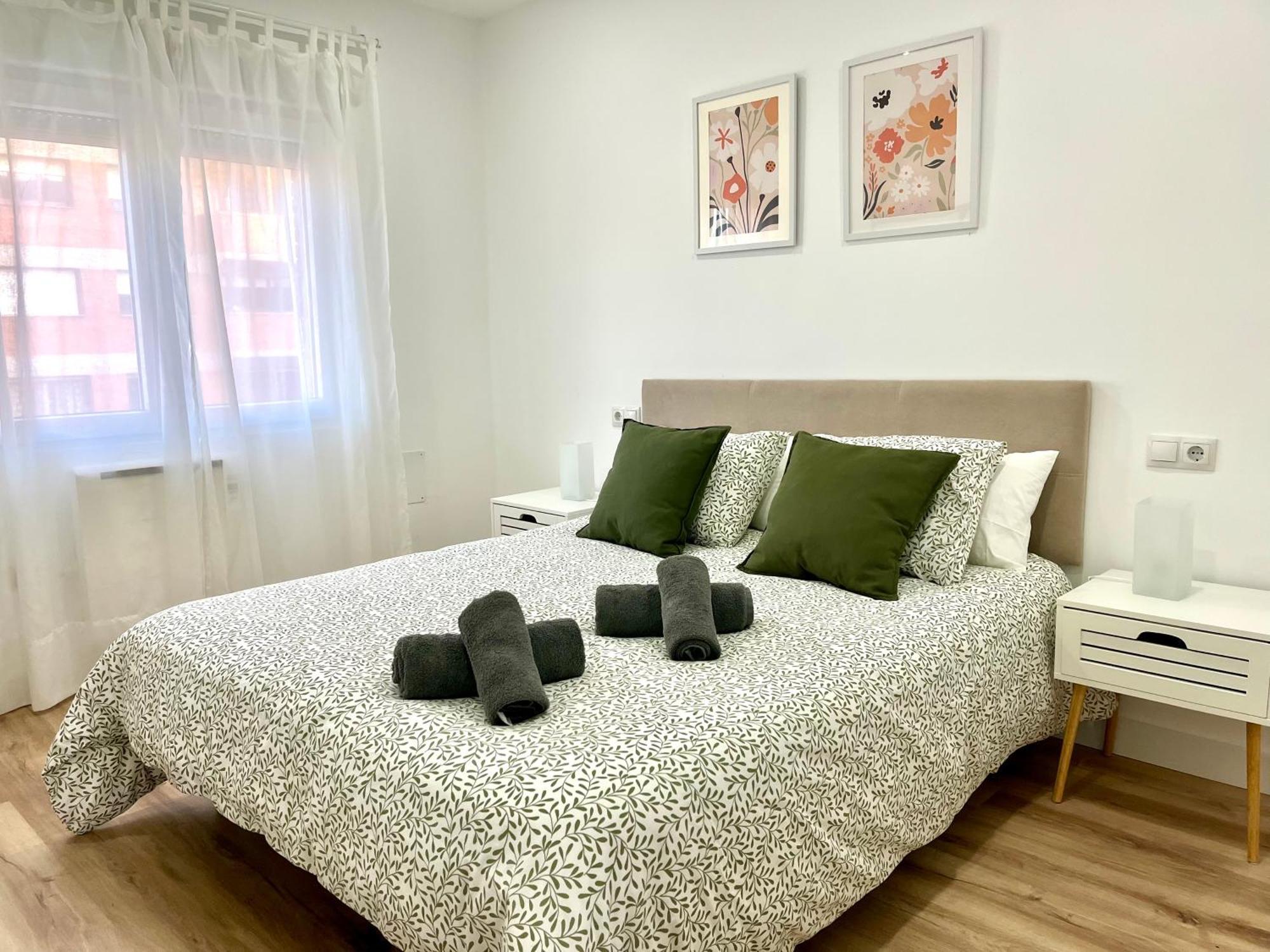 Recien Reformado, Centrico, Tranquilo Y Luminoso Apartment โอเบียโด ภายนอก รูปภาพ